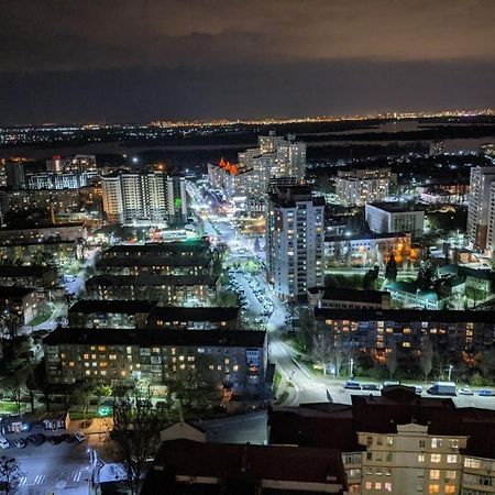 Видовая Квартира Yaroslavichi-2 ヴィーシュホロド エクステリア 写真